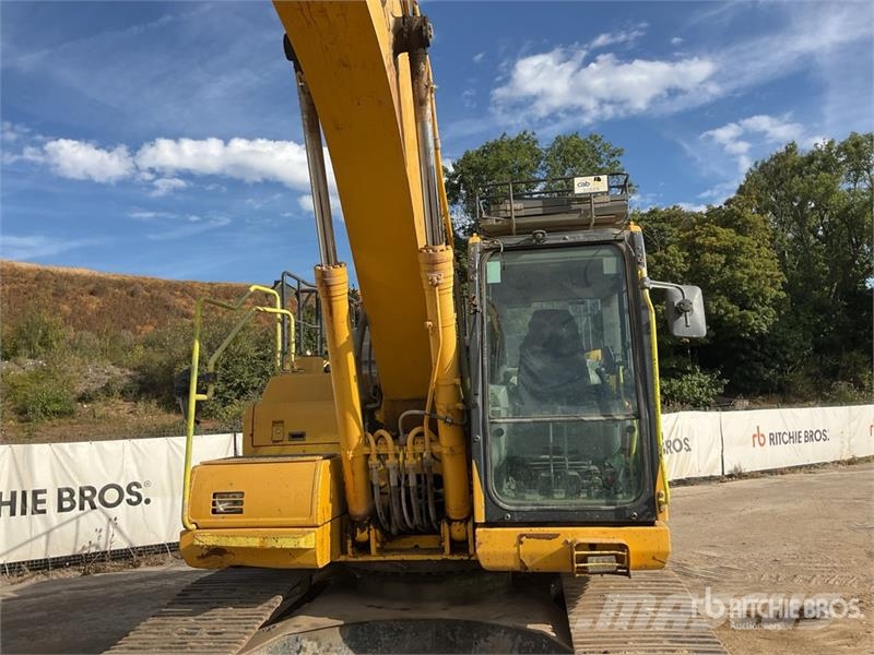 Komatsu PC210LCI-11 履带挖掘机