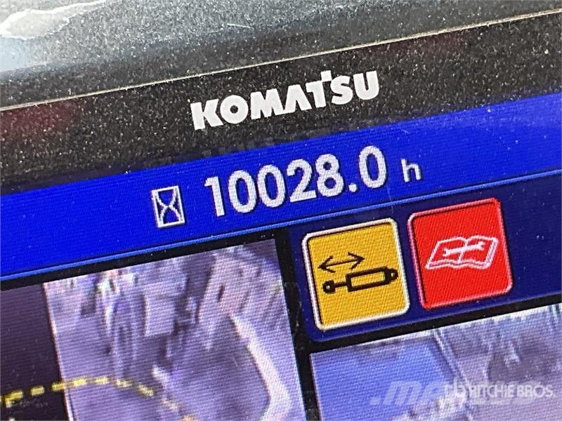 Komatsu PC210LCI-11 履带挖掘机