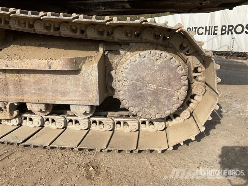 Komatsu PC210LCI-11 Tracked Excavator Crawler excavators