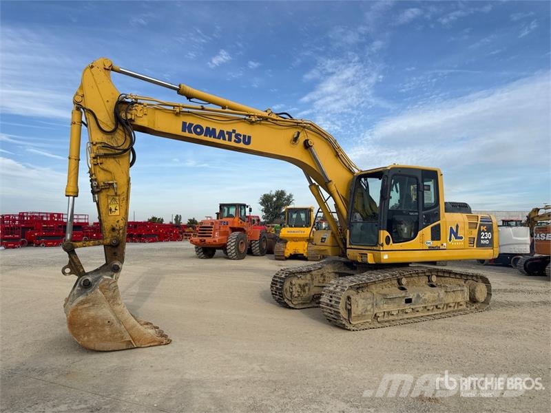 Komatsu PC230NHD-8 Tracked Excavator 大型油圧ショベル12t以上(パワーショベル・ユンボ)