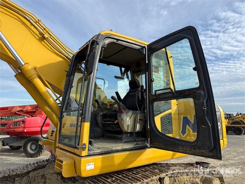 Komatsu PC230NHD-8 Tracked Excavator 大型油圧ショベル12t以上(パワーショベル・ユンボ)