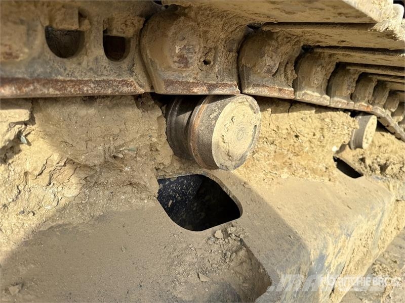 Komatsu PC230NHD-8 Tracked Excavator 大型油圧ショベル12t以上(パワーショベル・ユンボ)