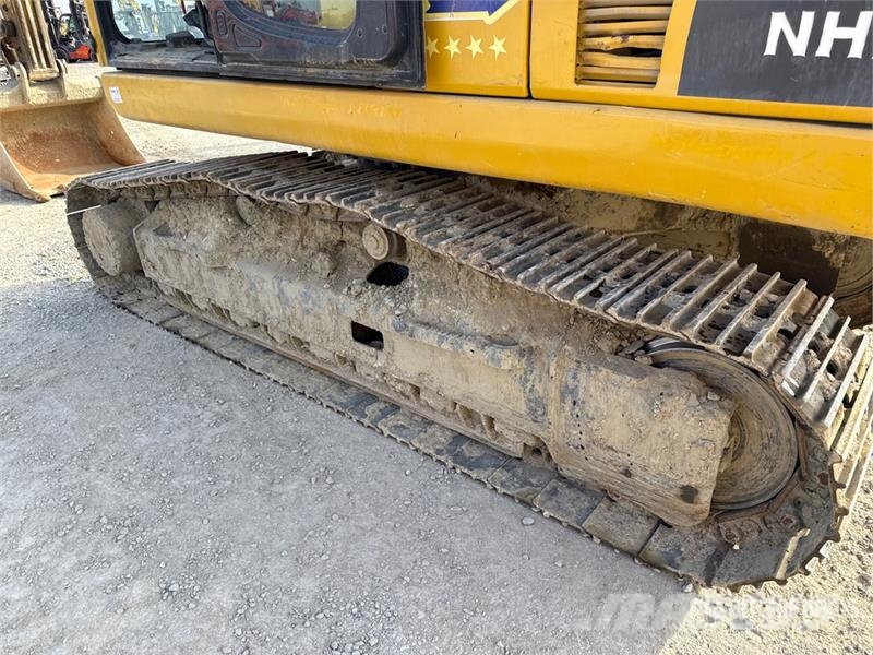 Komatsu PC230NHD-8 Tracked Excavator 大型油圧ショベル12t以上(パワーショベル・ユンボ)