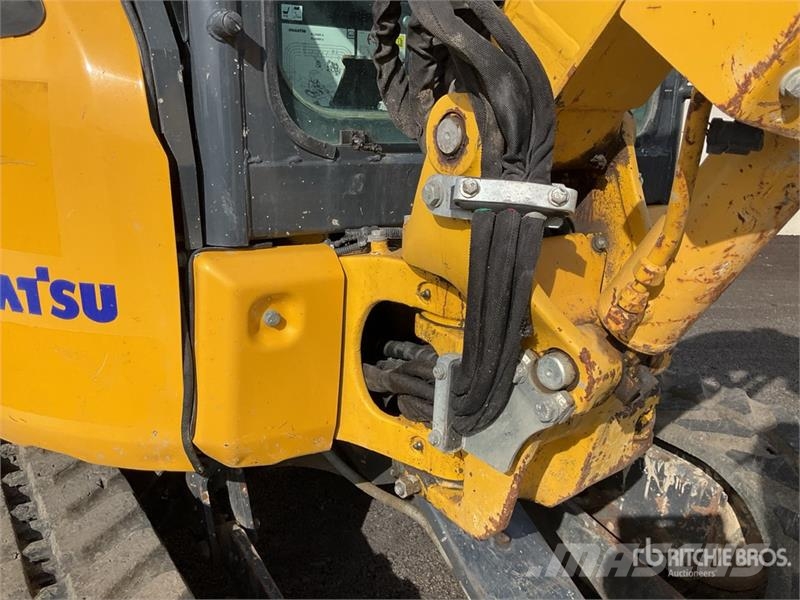 Komatsu PC26MR-5 Mini Excavator Miniexcavadoras