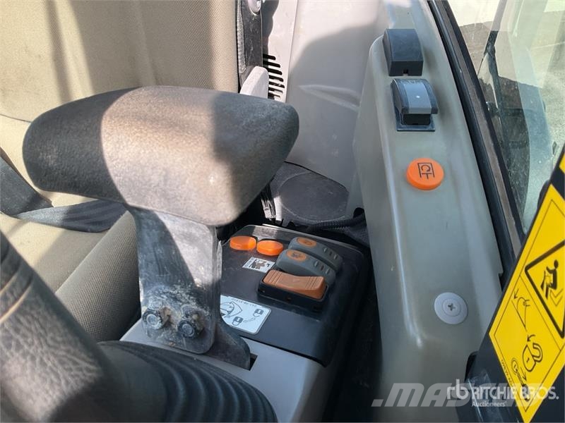 Komatsu PC26MR-5 Mini Excavator Miniexcavadoras