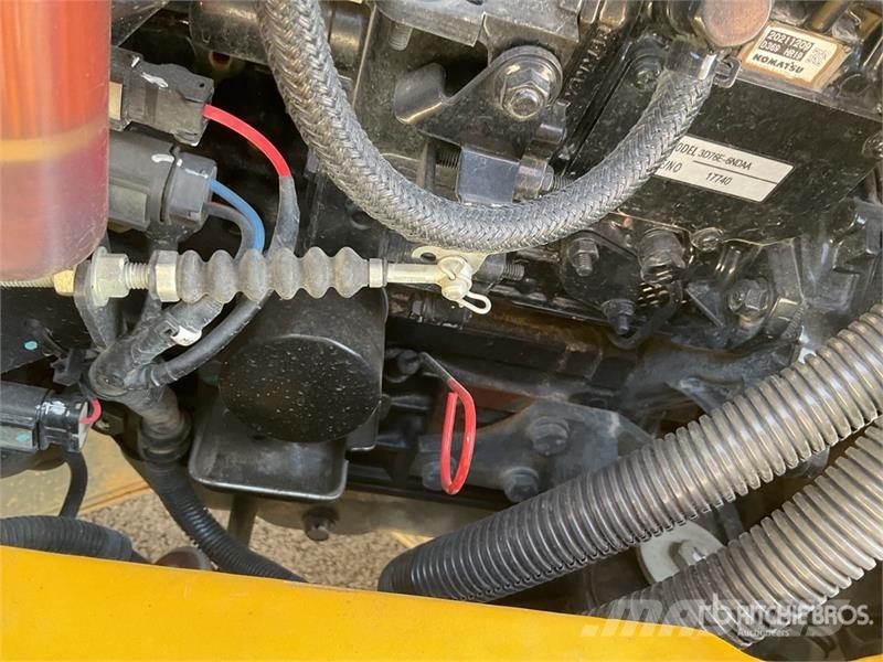 Komatsu PC26MR-5 Mini Excavator Miniexcavadoras