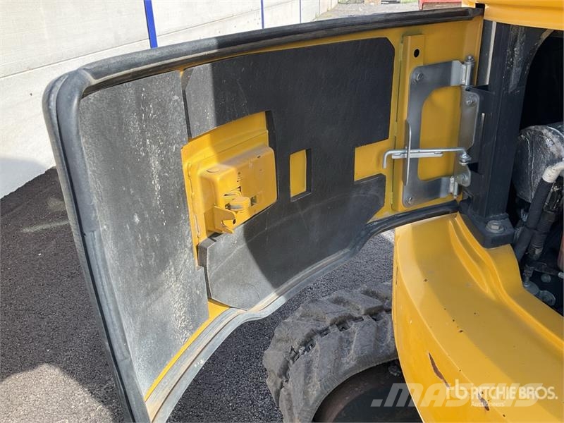 Komatsu PC26MR-5 Mini Excavator Miniexcavadoras