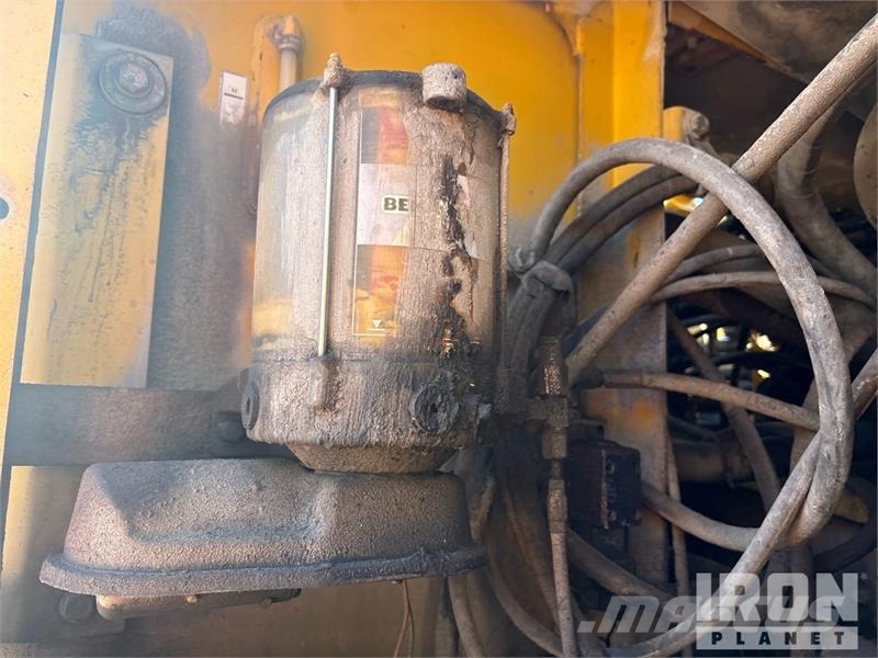 Komatsu PC340NLC-7EO Tracked Excavator (Inoperable) 履带挖掘机