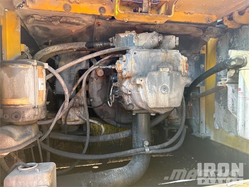 Komatsu PC340NLC-7EO Tracked Excavator (Inoperable) 履带挖掘机