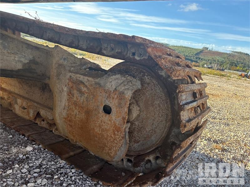 Komatsu PC340NLC-7EO Tracked Excavator (Inoperable) 履带挖掘机