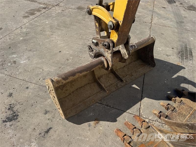 Komatsu PC35MR-5 Mini-Pelle Mini Excavator Minibagger < 7t
