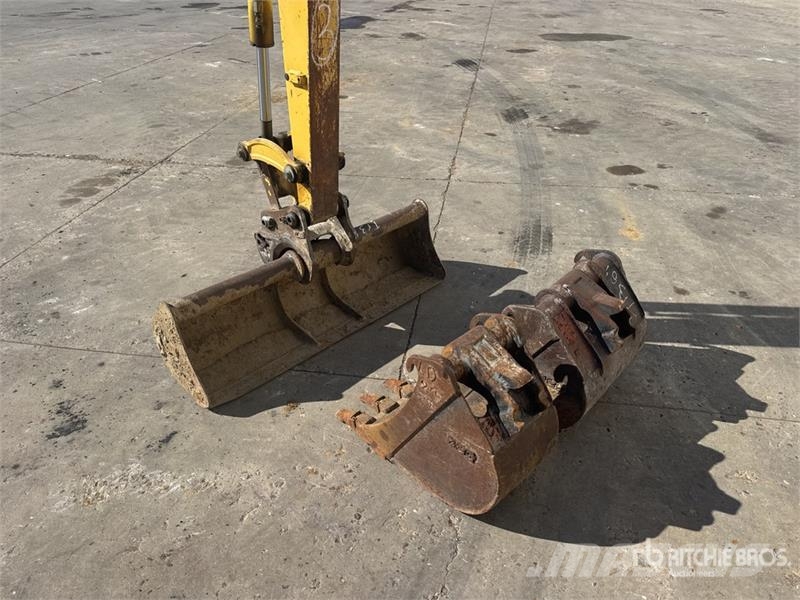 Komatsu PC35MR-5 Mini-Pelle Mini Excavator Minibagger < 7t