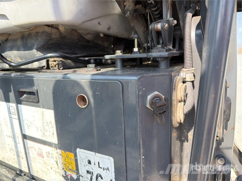 Komatsu PC50MR-2 Miniekskavaatorid < 7 t