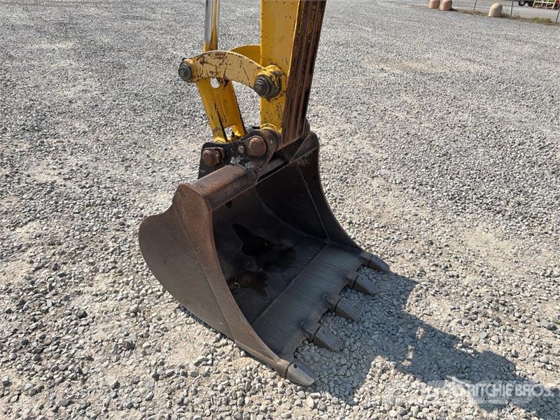 Komatsu PC50MR-2 Miniekskavaatorid < 7 t
