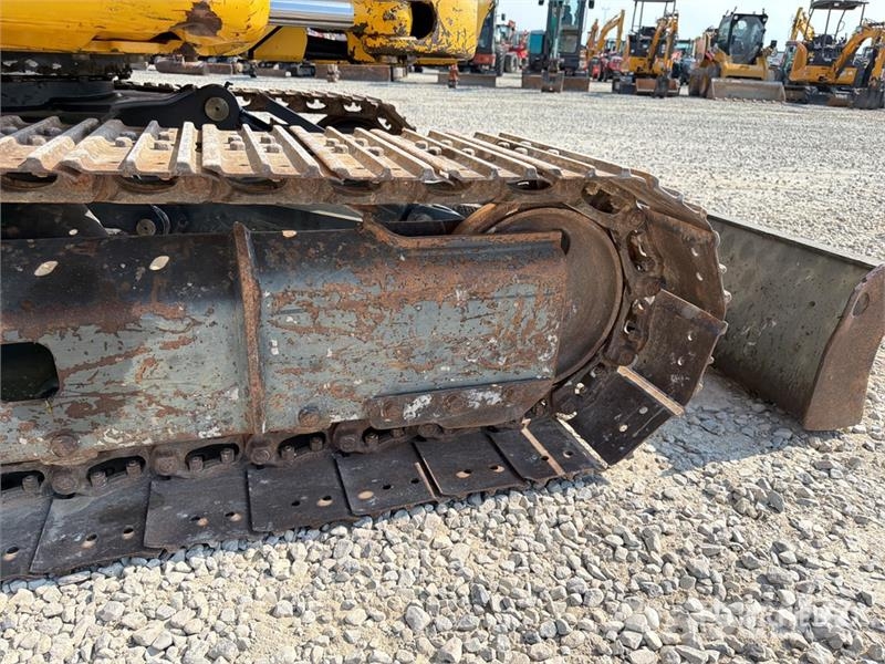Komatsu PC50MR-2 Miniekskavaatorid < 7 t