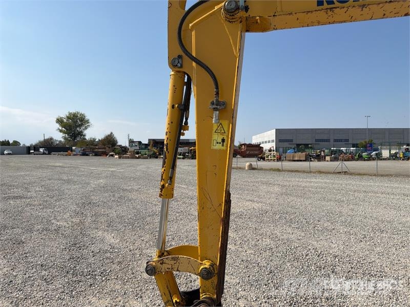 Komatsu PC50MR-2 Miniekskavaatorid < 7 t