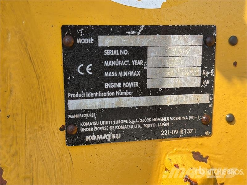 Komatsu PC50MR-2 Miniekskavaatorid < 7 t