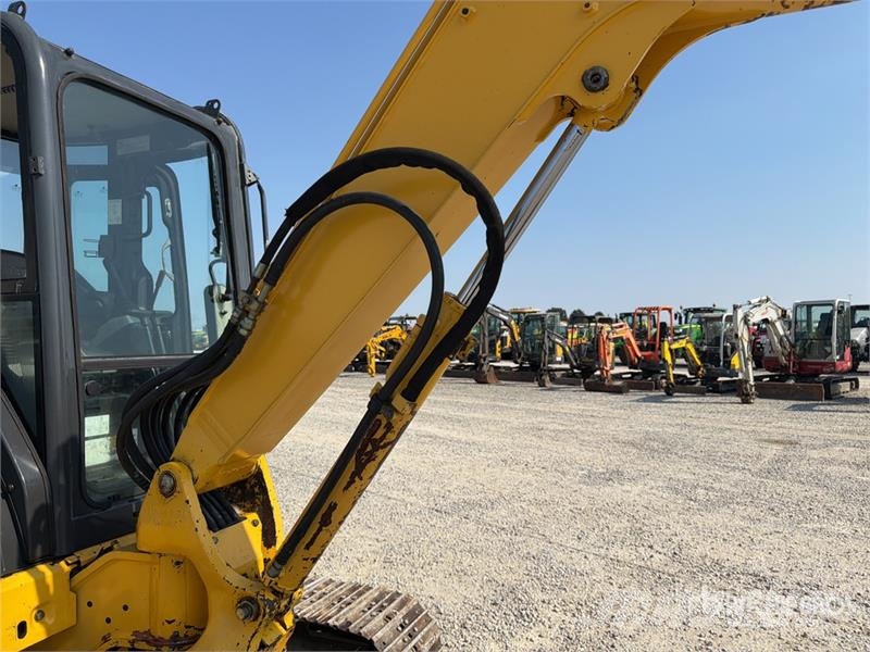 Komatsu PC50MR-2 Miniekskavaatorid < 7 t