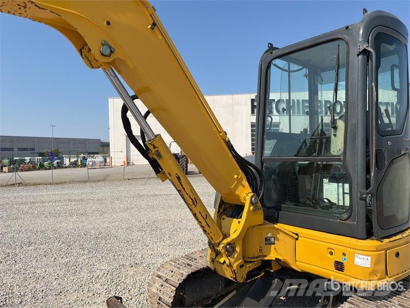 Komatsu PC50MR-2 Miniekskavaatorid < 7 t