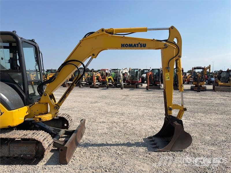 Komatsu PC50MR-2 Miniekskavaatorid < 7 t