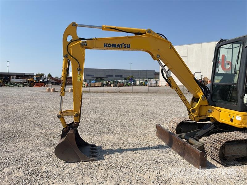 Komatsu PC50MR-2 Miniekskavaatorid < 7 t
