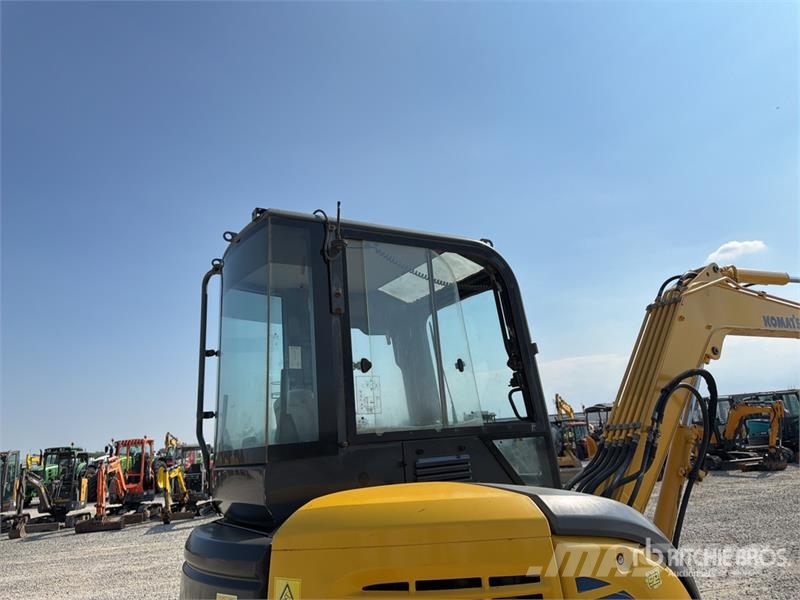 Komatsu PC50MR-2 Miniekskavaatorid < 7 t