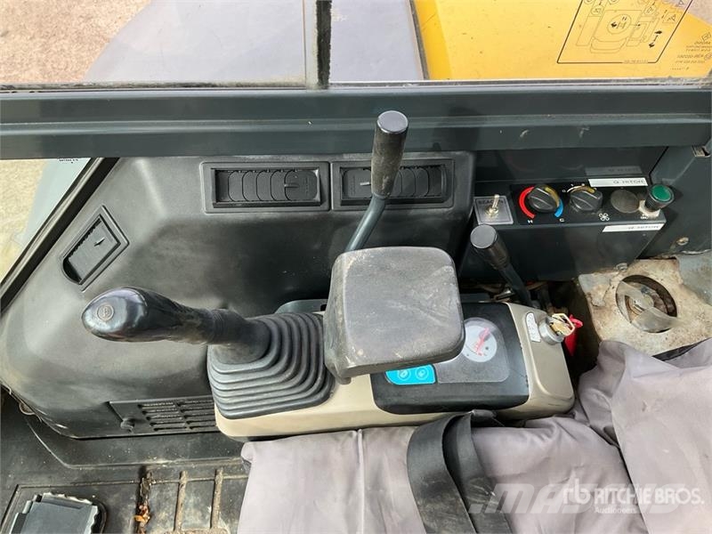 Komatsu PC50MR-2 Mini excavators < 7t (Mini diggers)