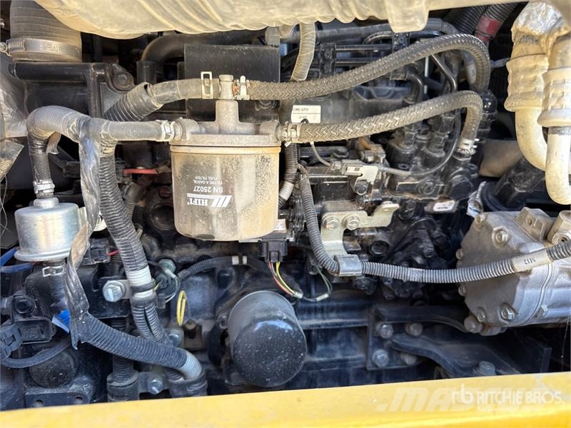 Komatsu PC55MR-5M0 Mini Excavator 小型挖掘机