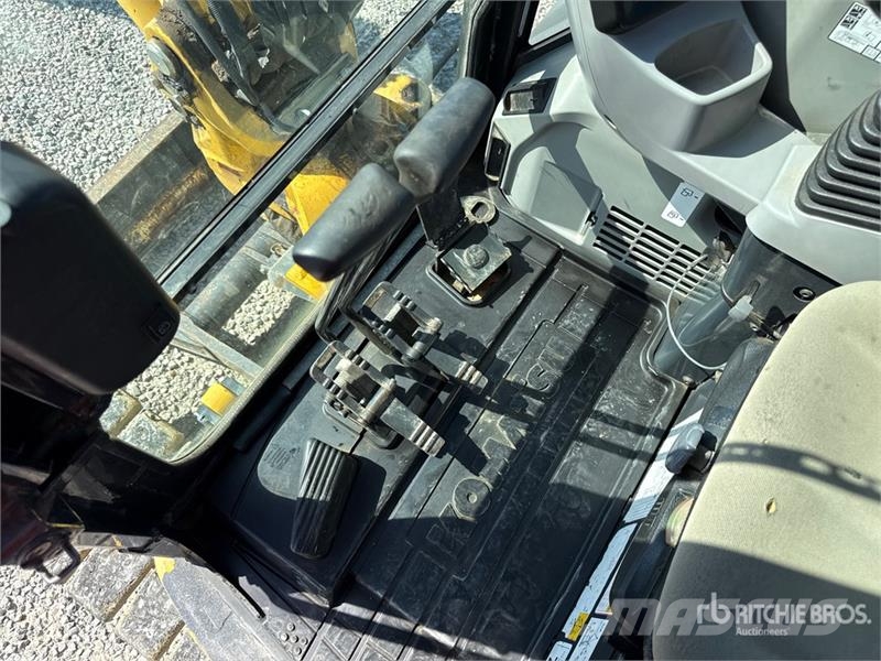 Komatsu PC55MR-5M0 Mini Excavator 小型挖掘机