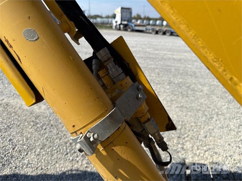 Komatsu PC55MR-5M0 Mini Excavator 小型挖掘机
