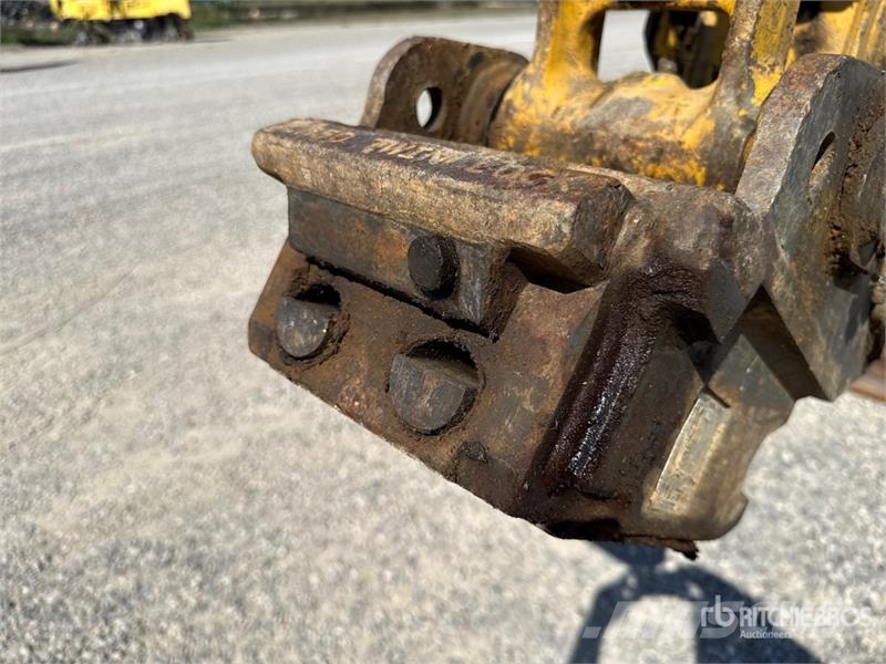 Komatsu PC55MR-5M0 Mini Excavator 小型挖掘机