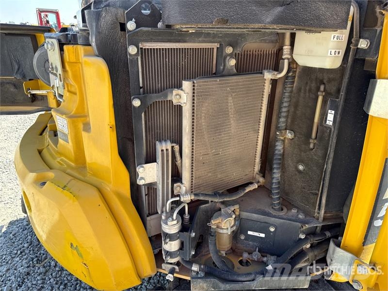 Komatsu PC55MR-5M0 Mini Excavator 小型挖掘机
