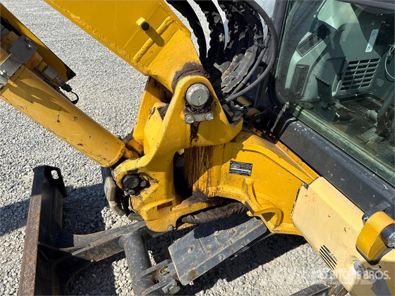 Komatsu PC55MR-5M0 Mini Excavator 小型挖掘机