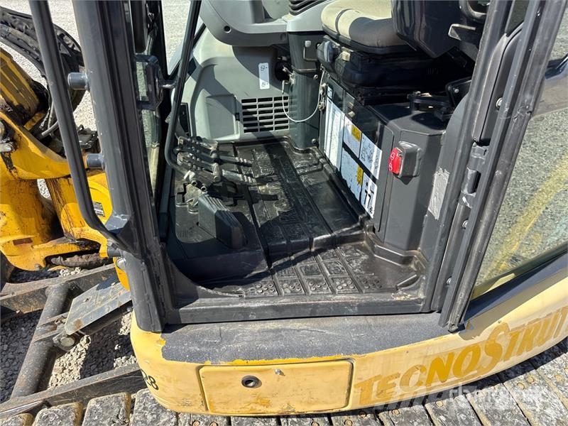 Komatsu PC55MR-5M0 Mini Excavator 小型挖掘机