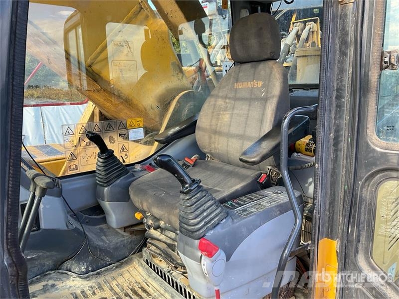 Komatsu PC600 Tracked Excavator Lánctalpas kotrók