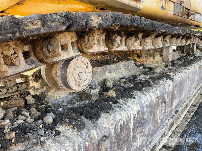 Komatsu PC600 Tracked Excavator Lánctalpas kotrók