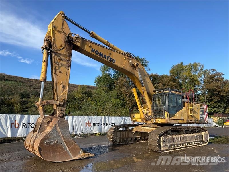 Komatsu PC600 Tracked Excavator Lánctalpas kotrók