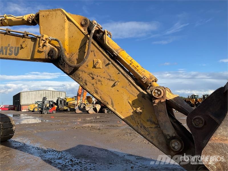 Komatsu PC600LC-8 Crawler excavators