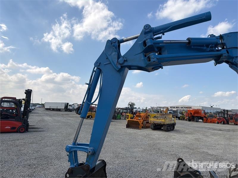 Komatsu PC75UU3 Tracked Excavator 大型油圧ショベル12t以上(パワーショベル・ユンボ)