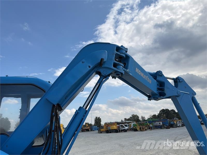 Komatsu PC75UU3 Tracked Excavator 大型油圧ショベル12t以上(パワーショベル・ユンボ)
