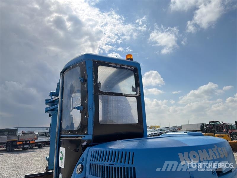 Komatsu PC75UU3 Tracked Excavator 大型油圧ショベル12t以上(パワーショベル・ユンボ)