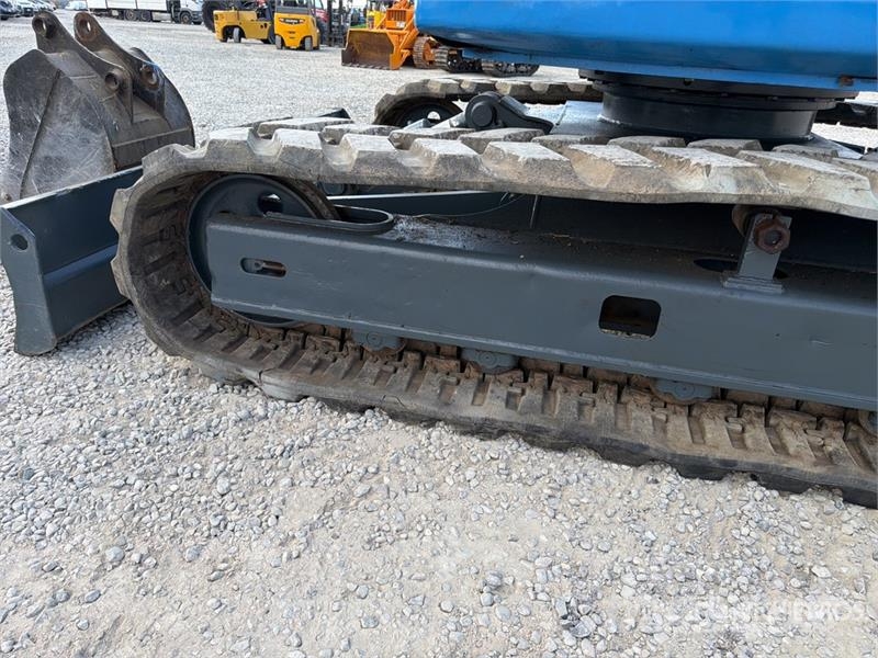 Komatsu PC75UU3 Tracked Excavator 大型油圧ショベル12t以上(パワーショベル・ユンボ)
