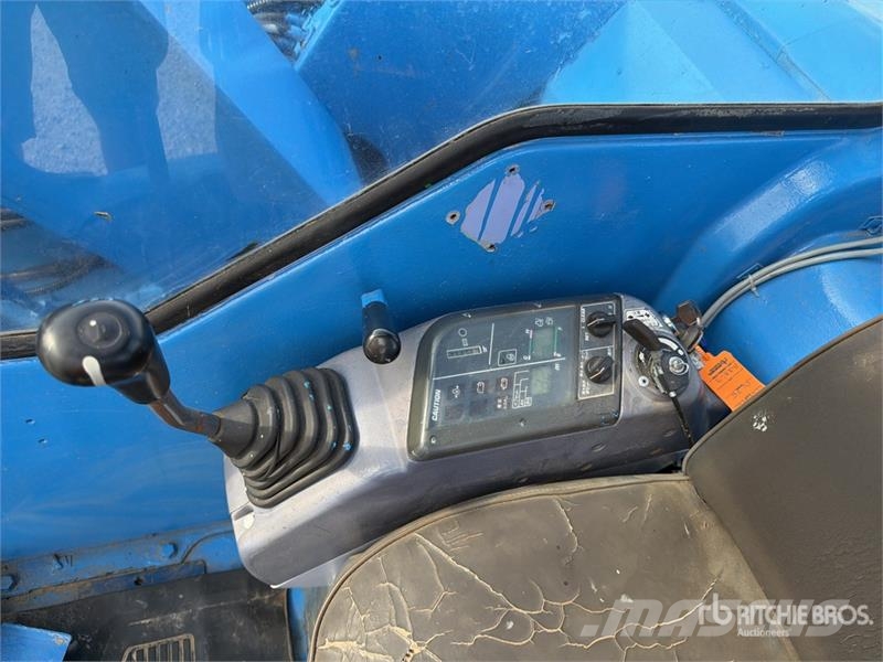 Komatsu PC75UU3 Tracked Excavator 大型油圧ショベル12t以上(パワーショベル・ユンボ)
