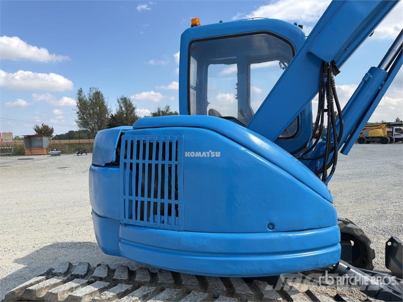 Komatsu PC75UU3 Tracked Excavator 大型油圧ショベル12t以上(パワーショベル・ユンボ)