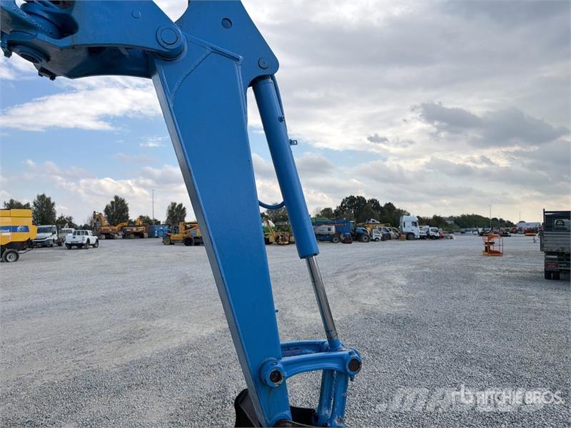 Komatsu PC75UU3 Tracked Excavator 大型油圧ショベル12t以上(パワーショベル・ユンボ)