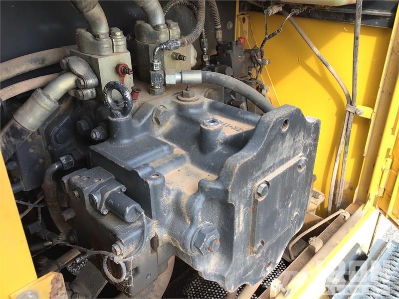 Komatsu PC800-8 Raupenbagger