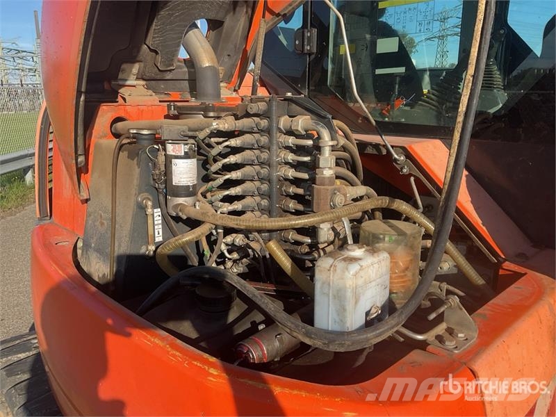 Komatsu PC80MR-3 Tracked Excavator Rupsgraafmachines