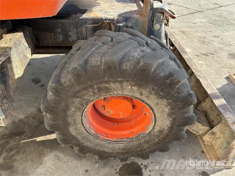 Komatsu PW118MR-11 Pelle Sur Pneus Wheel Excavator Pyöräkaivukoneet