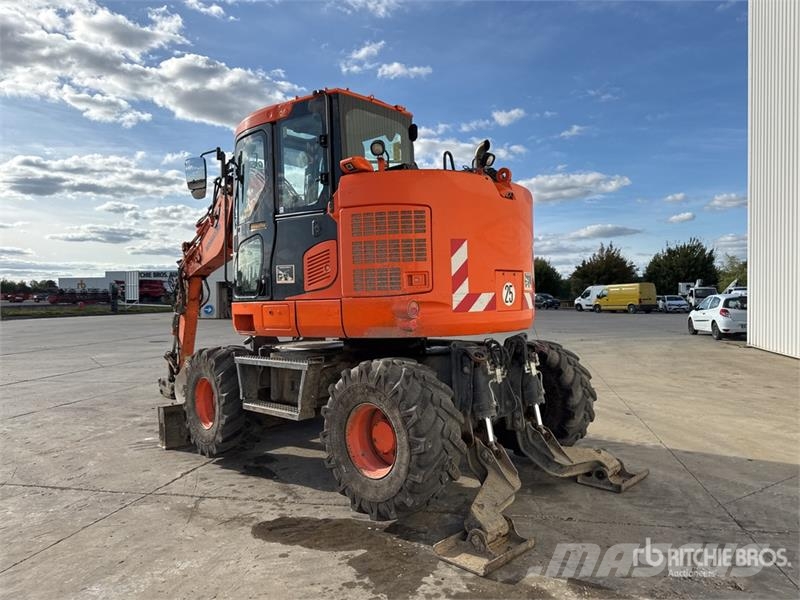 Komatsu PW118MR-11 Pelle Sur Pneus Wheel Excavator Pyöräkaivukoneet