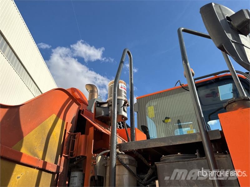 Komatsu PW118MR-11 Pelle Sur Pneus Wheel Excavator Pyöräkaivukoneet